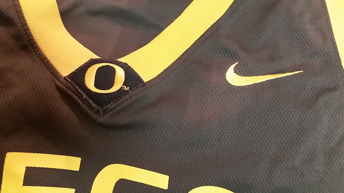 Oregon Ducks replica basketball jersey #1 by Nike (Men sz. Large)